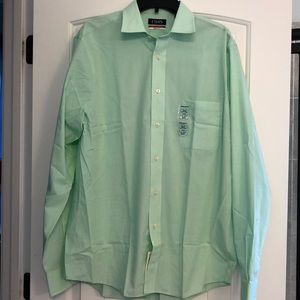👨‍💼 Men’s Chaps dress shirt 👔